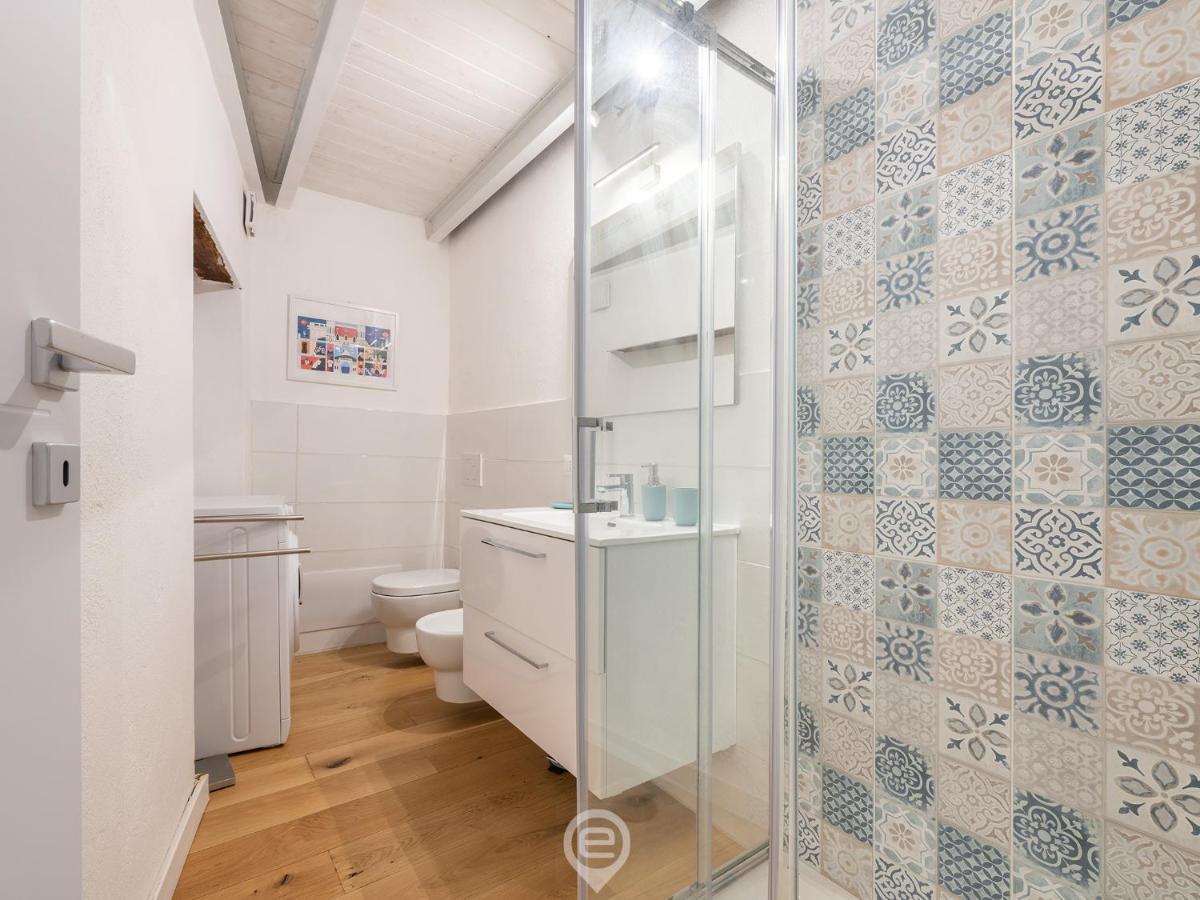 Luisa Apartment كالياري المظهر الخارجي الصورة