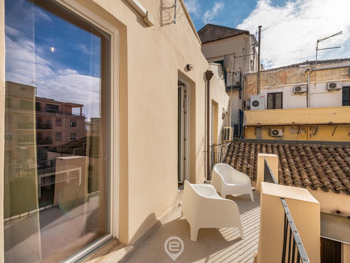Luisa Apartment كالياري المظهر الخارجي الصورة